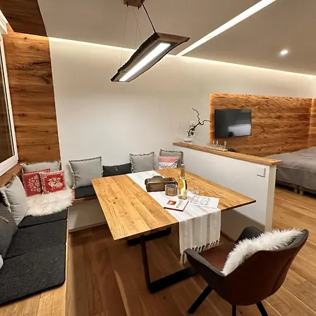 Alpenblick - Klein, Aber Fein Apartmán Schladming