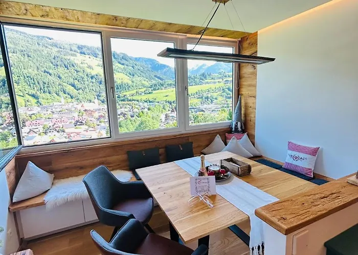 Apartment Alpenblick - Klein, Aber Fein Schladming